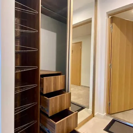 شقة فندقية Quiet Place Next To Pirita, Lauluvaeljak, Kadriorg تالين